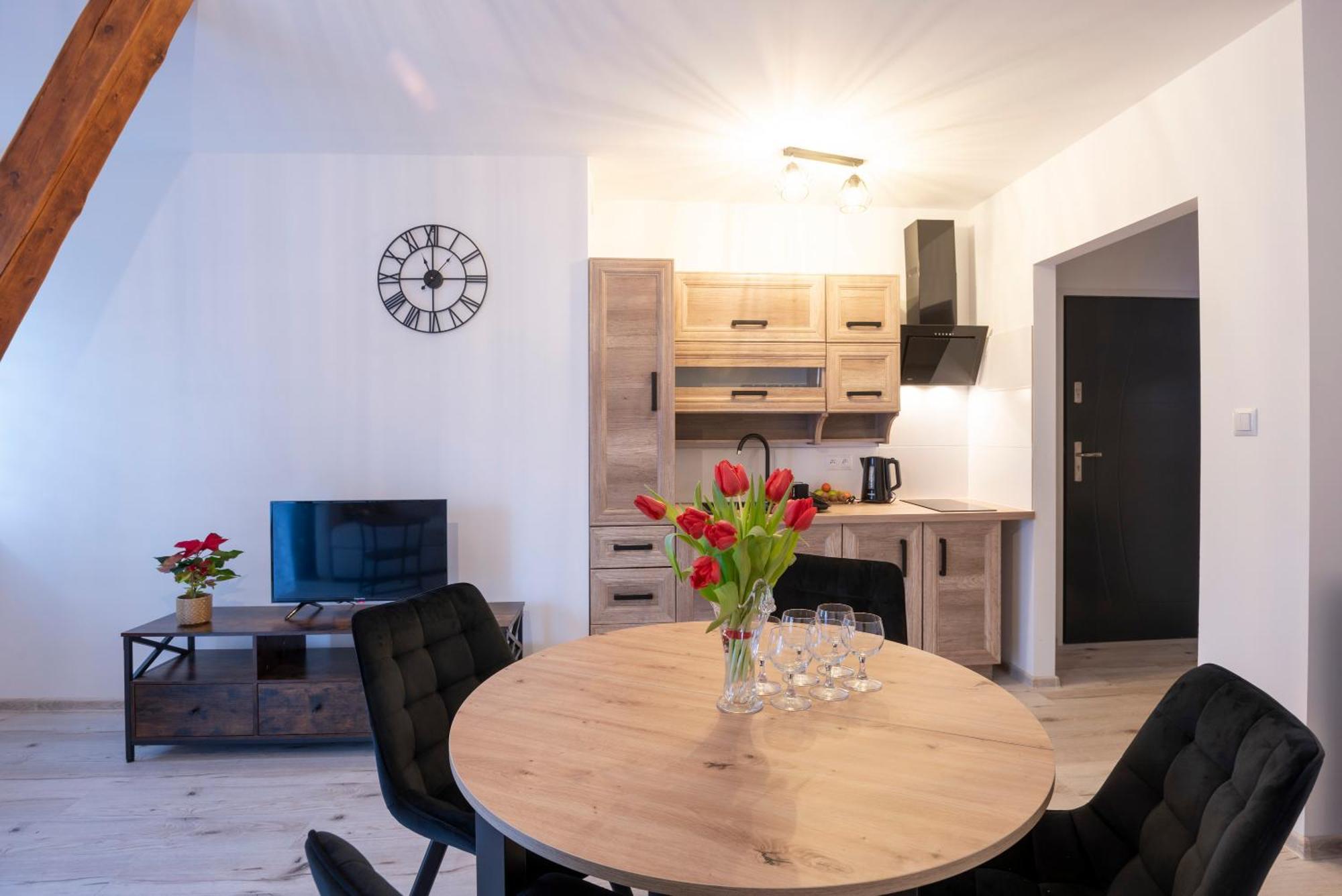 Apartament Kawalek Podlogi เปียโควิเซ ภายนอก รูปภาพ